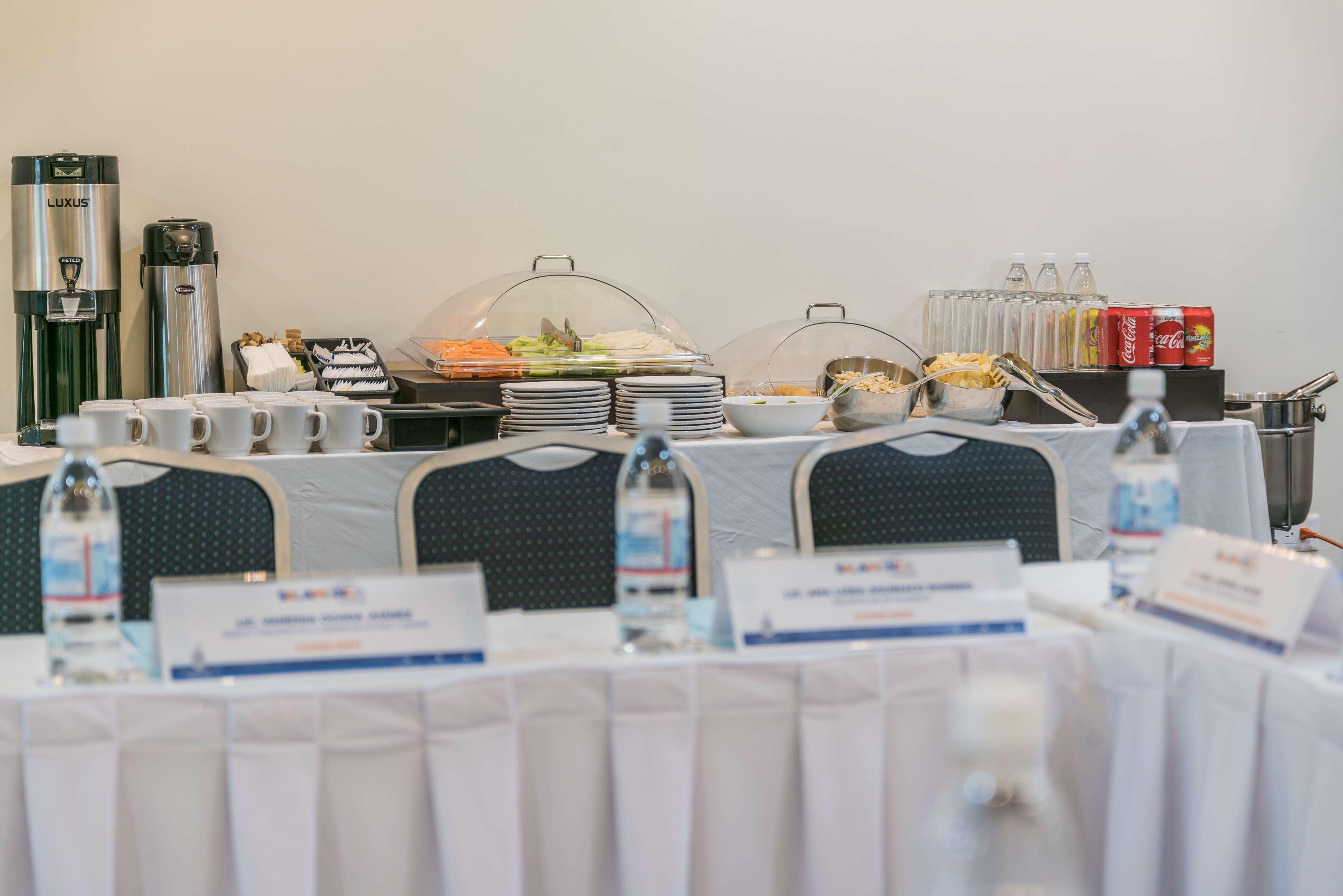 Hampton Inn & Suites By Hilton Salamanca Bajio מראה חיצוני תמונה