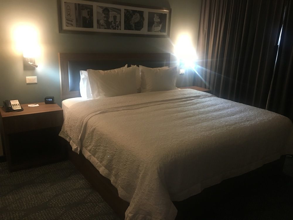Hampton Inn & Suites By Hilton Salamanca Bajio מראה חיצוני תמונה